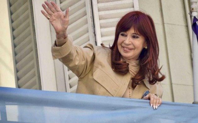 Cristina a Milei: “Hermano, dejá de decir estupideces”