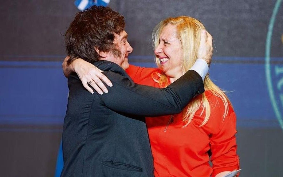 Piden levantar el secreto bancario de Milei y Karina