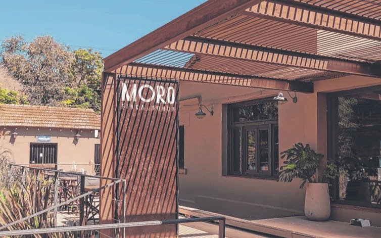 Moro no para