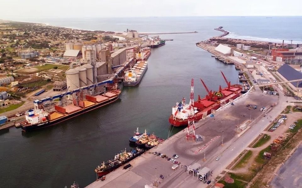 Acuerdo de capacitación para el sector portuario