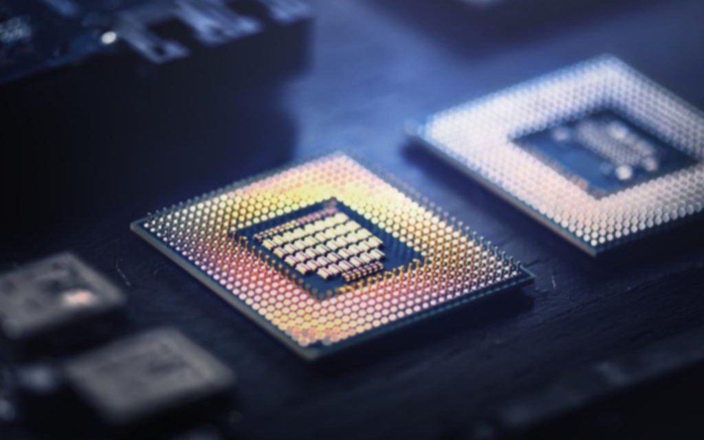 EE UU-China y una guerra por los microchips