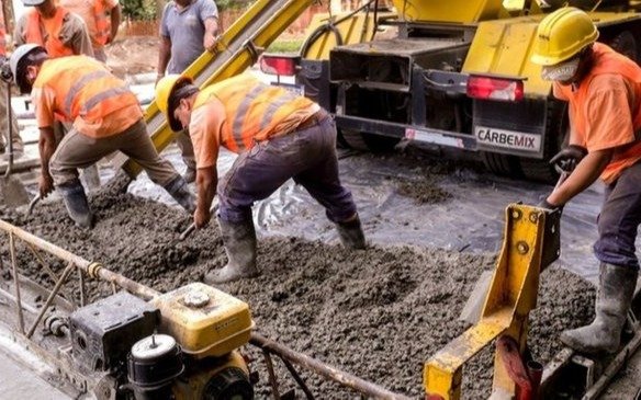Alertan por la paralización total de la obra pública