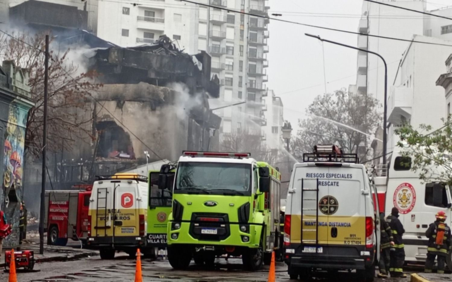 Lo que el fuego se llevó: una mañana casi trágica en La Plata convertida en tendencia nacional