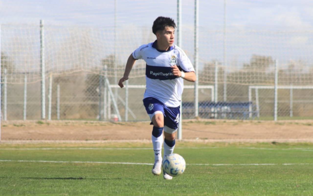 La Reserva goleó al Tomba a domicilio
