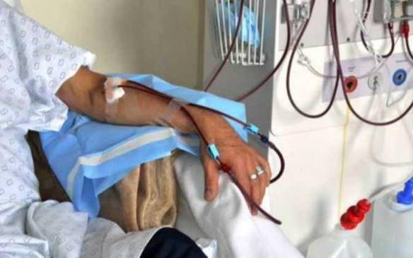 Prestadores de diálisis advierten por una crisis y deudas con el sector