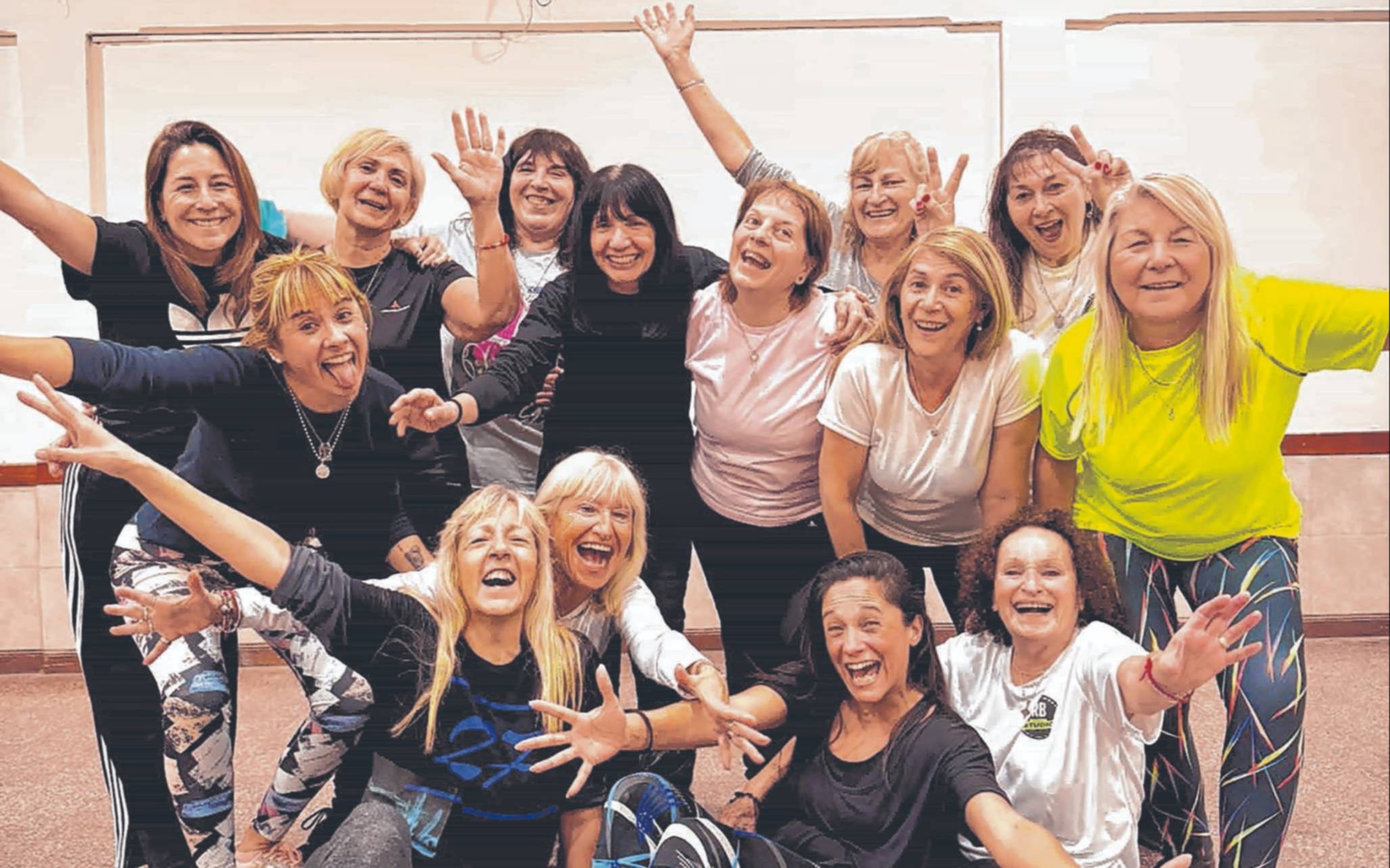 ¡A bailar!: ejercicio con diversión, conexión y salud integral