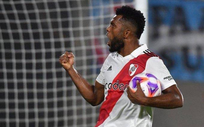 El Millonario elabora un plan sobre el futuro futbolístico de Borja