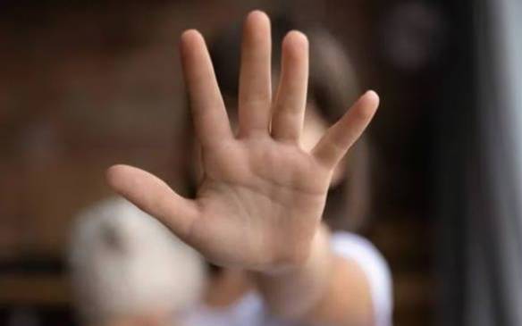Una docente en la mira por presunto maltrato