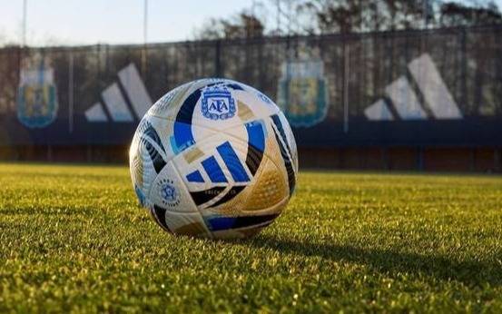 San Lorenzo recibe a Huracán en otra edición de un clásico caliente