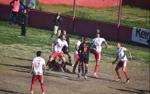 Camba se juega una final ante Puerto Nuevo