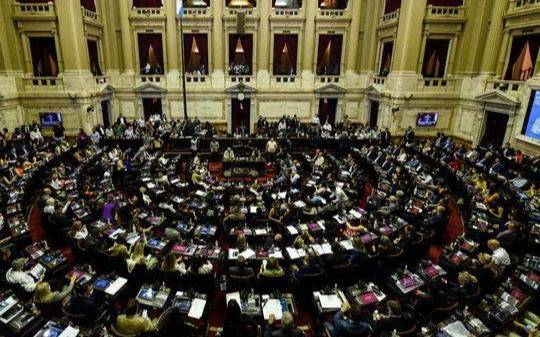 Vischi le pidió al Gobierno que respete al Congreso