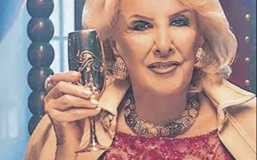 La peor noticia: Mirtha, denunciada por despido ilegal y fraude