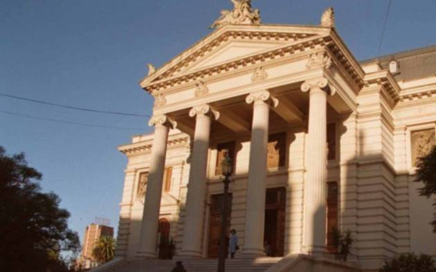 Un sector del radicalismo pide por el Presupuesto bonaerense