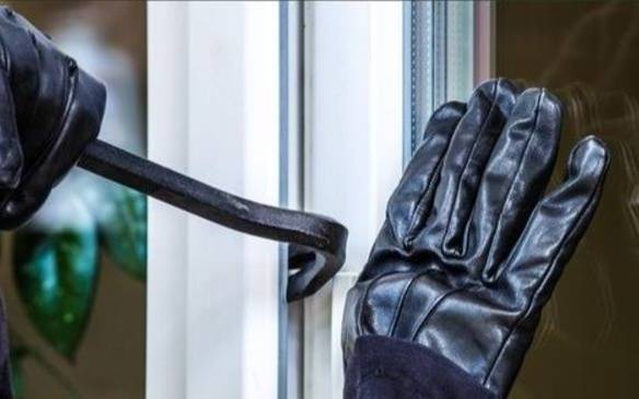 Desvalijó una casa cuando la dueña salió por unas horas