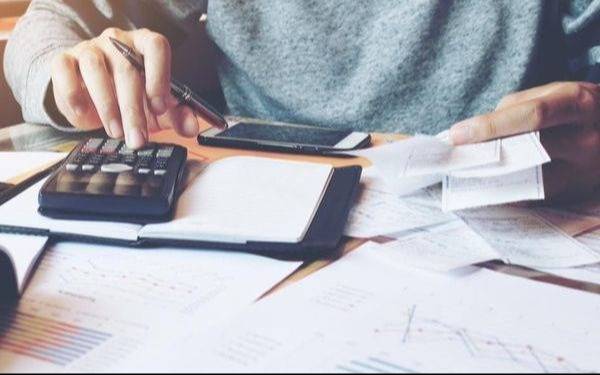 En agosto, el consumo en hogares cayó y quebró tendencia positiva