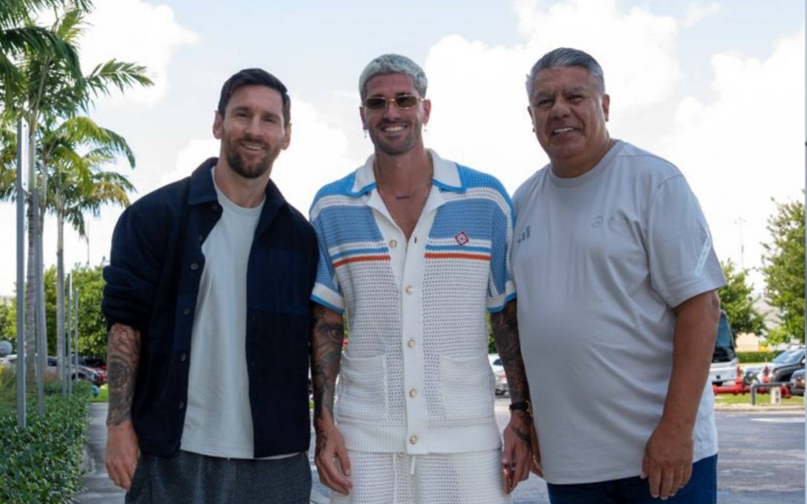La Pulga y el Motorcito recibieron en Miami a Tapia y posaron para la foto