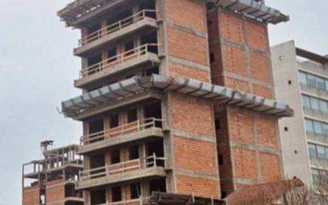 Cómo no caer en una trampa con la compra de un departamento a construir