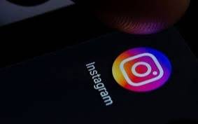 Instagram controla más las cuentas de adolescentes