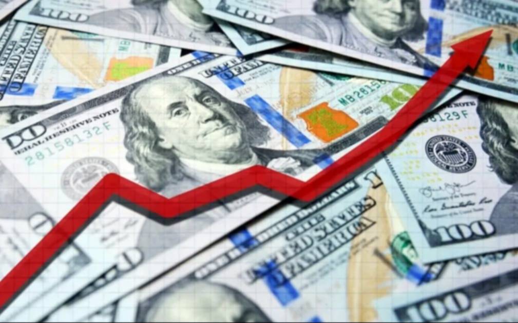 Ni con “ayudín” baja: con intervención, el dólar subió