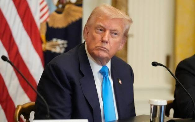 Trump rompió negociaciones comerciales con Canadá