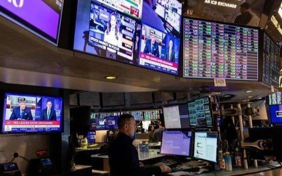 Wall Street cerró con ganancias gracias a Amazon
