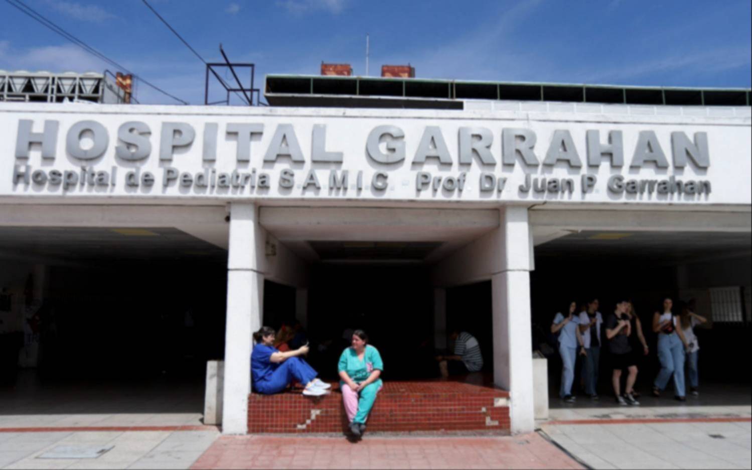 Repudian la toma del hospital Garrahan
