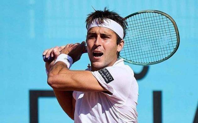 Después de tres tie-break, Tomás Etcheverry quedó eliminado en Atenas