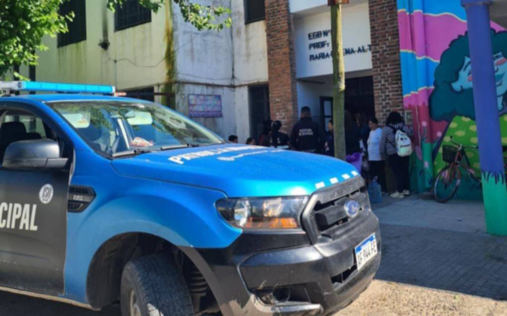 Un brutal paso más de violencia escolar, con varias personas golpeadas