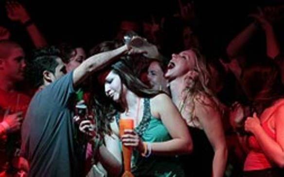 Las fiestas nocturnas y el descontrol de la contaminación sonora