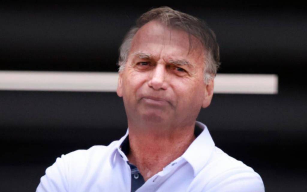 Bolsonaro comenzó a cumplir 27 años de cárcel, sin más recursos judiciales