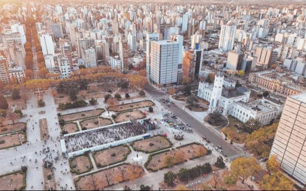 La reforma del COU llega al recinto del Concejo y podría sancionarse hoy