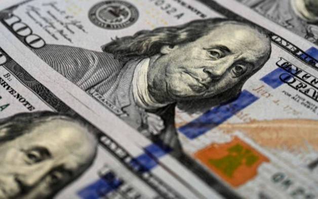 Respuesta positiva del dólar y baja el riesgo país