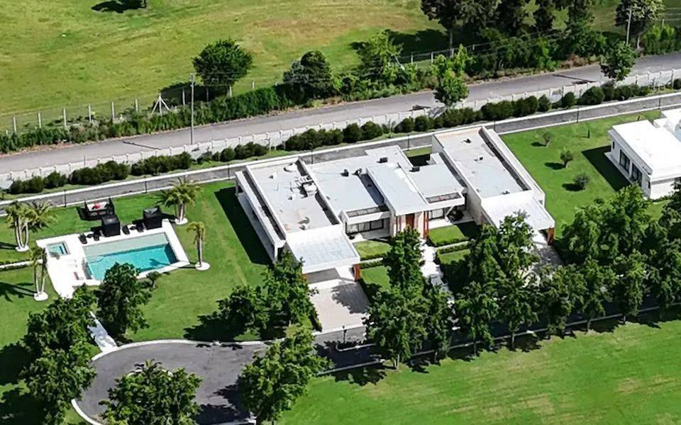 AFA-gate: buscan pistas sobre los autos de lujos