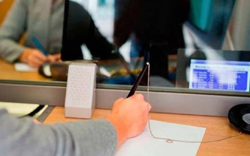 Se vienen dos semanas con menos días de atención al público en bancos