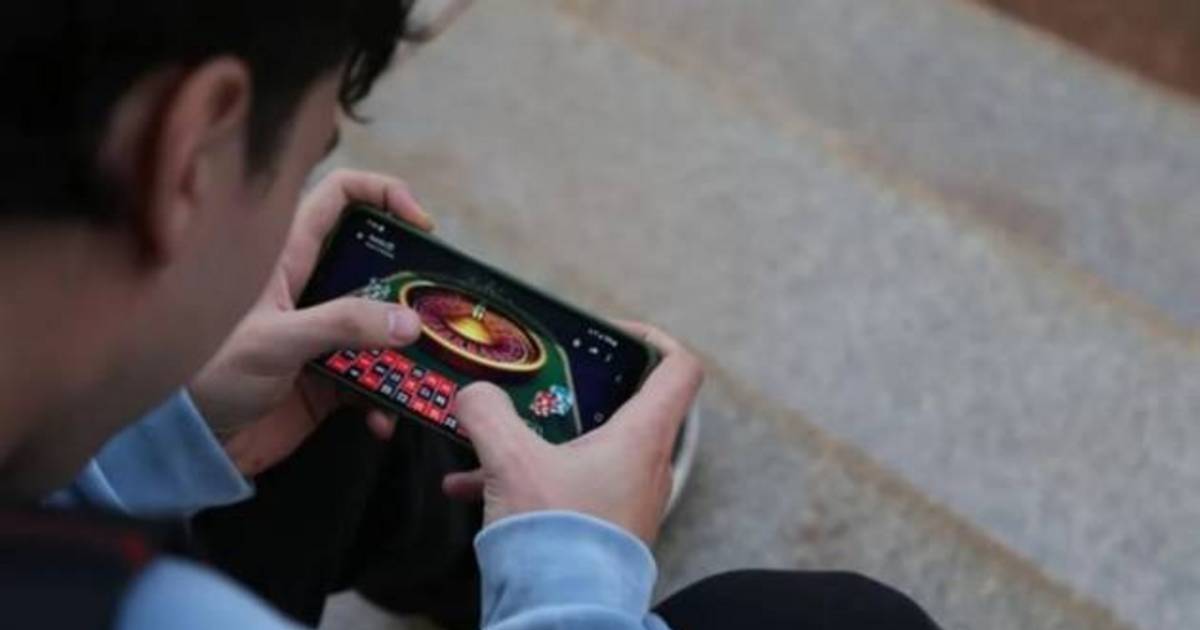 Buscan frenar apuestas on line en las escuelas | El Dia