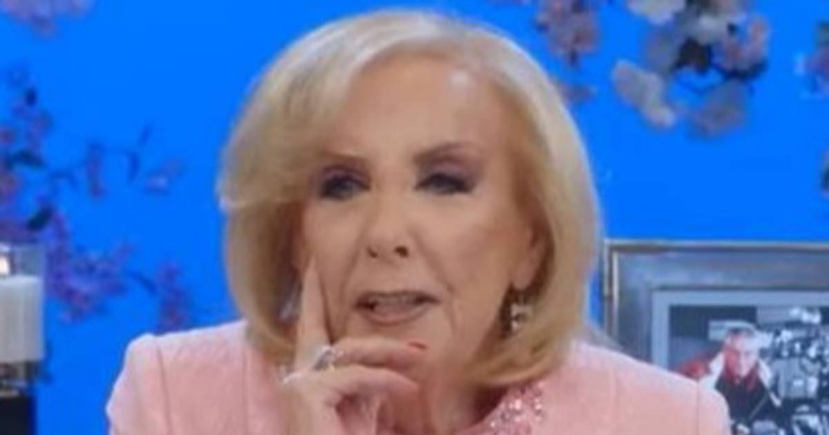 La Chiqui contra su estatua: No es linda, yo soy linda y eso es horrible | El Dia
