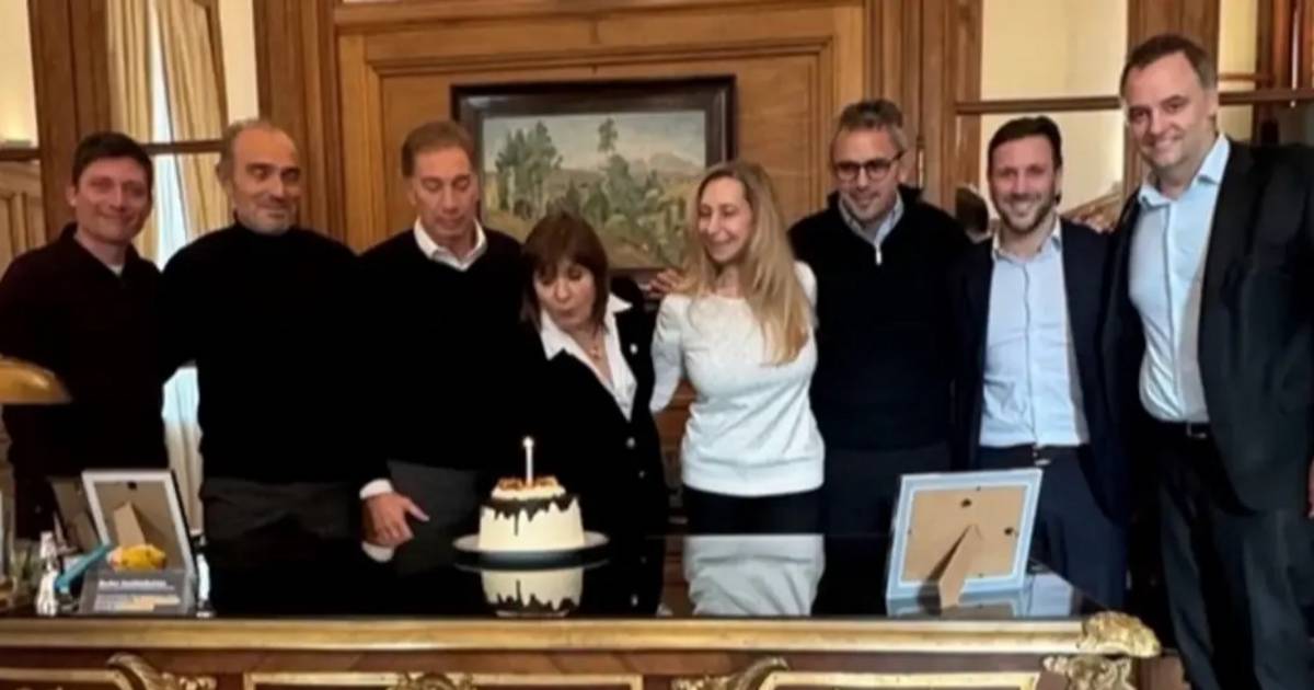Festejo y un sugestivo acercamiento que alimenta rumores en medio de la interna | El Dia