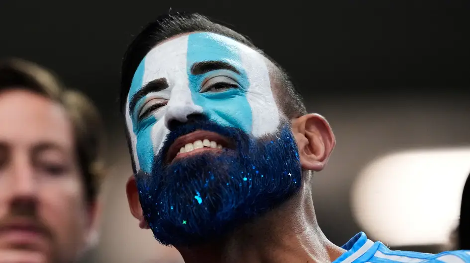 El color de Argentina vs Austria