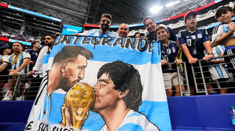 El color de Argentina vs Austria