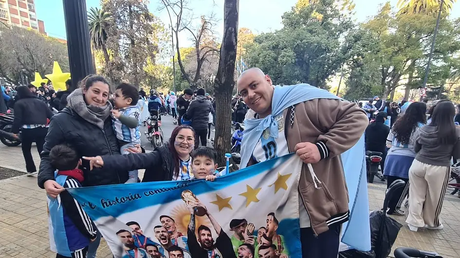 Así se festejó en La Plata la clasificación de Argentina a Cuartos de Final