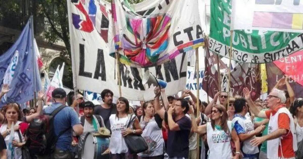 Docentes protestarán por 48 horas | El Dia