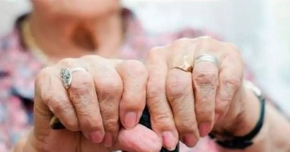Atacaron a bastonazos a una jubilada en Gonnet | El Dia
