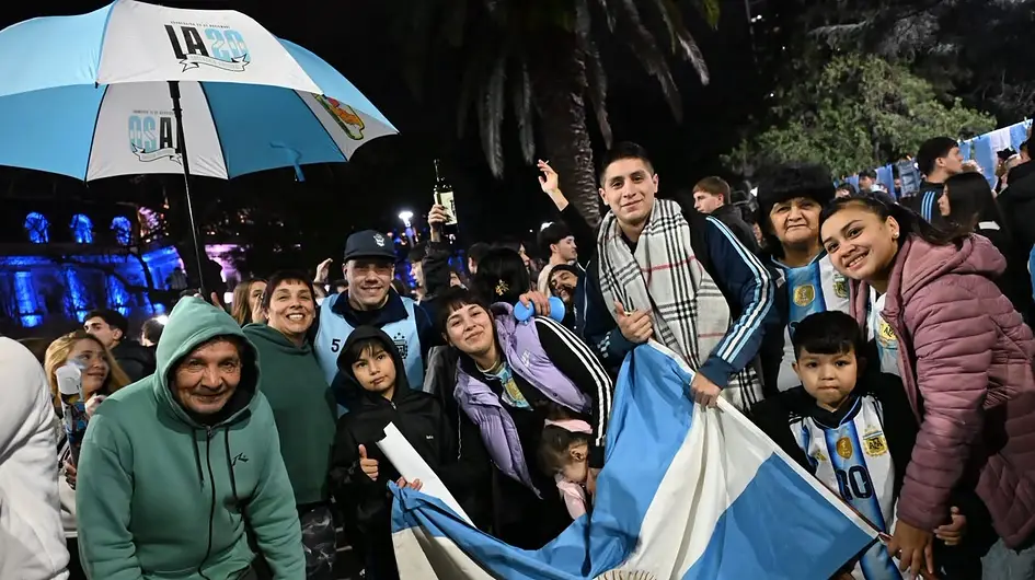 En imágenes | La Plata explotó de felicidad con Argentina