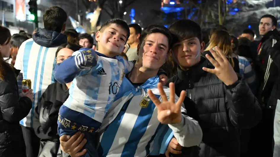 En imágenes | La Plata explotó de felicidad con Argentina