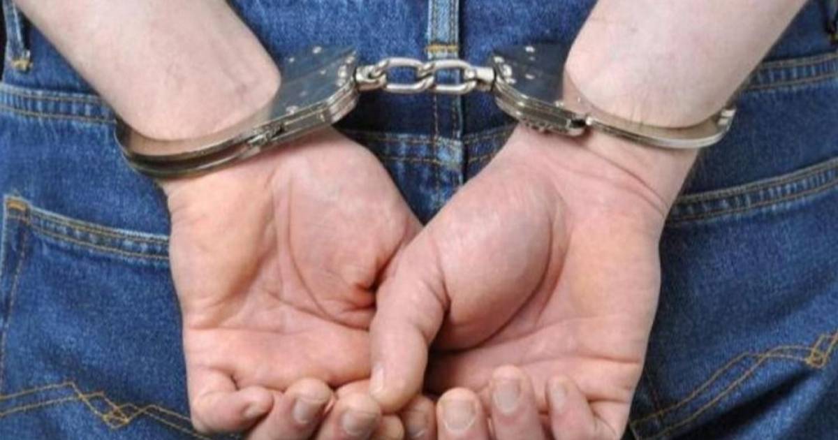 Merodeaba un barrio con un arma cargada | El Dia