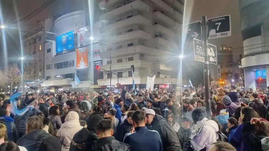 Orgullosos de la Selección: en La Plata, agradecimiento eterno
