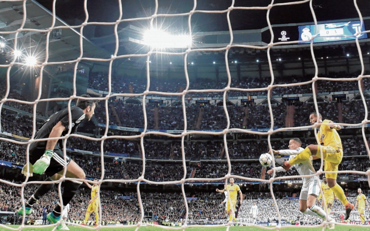 Una polémica “Real” en el Bernabéu y agónica clasificación