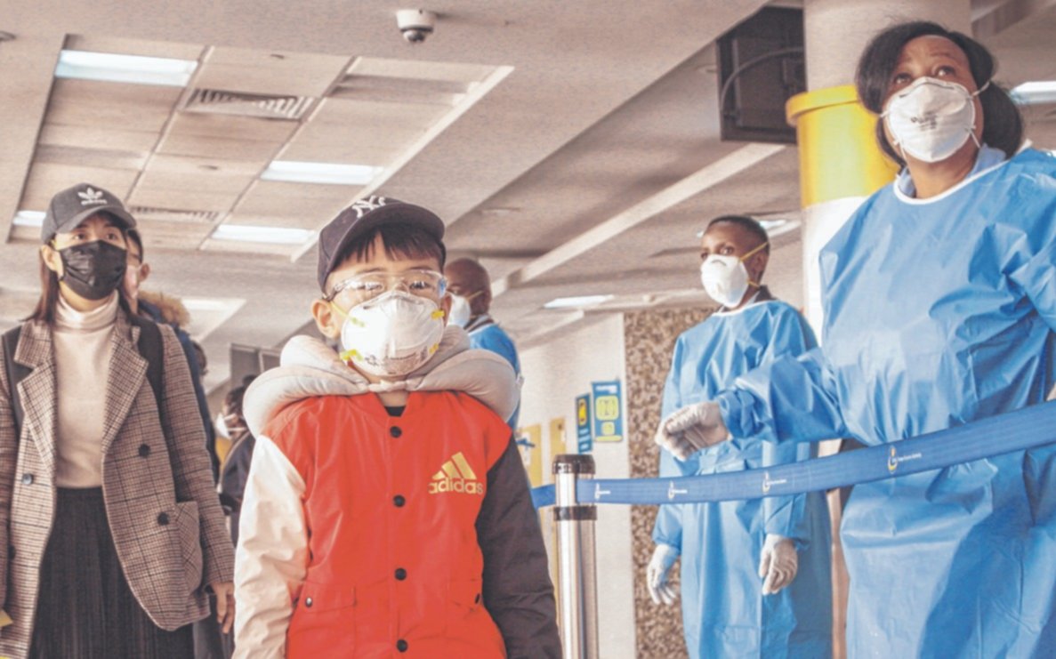 El virus chino avanza y la OMS declararía la emergencia