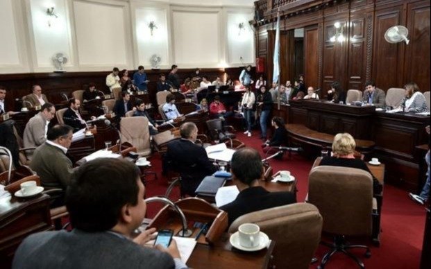 La pelea por las comisiones en el Concejo, casi un juego de postas
