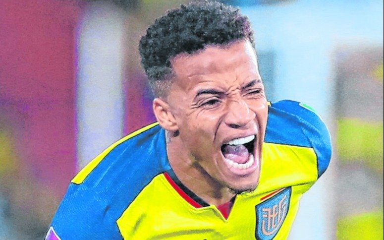 Alfaro entregó la lista final y quedó afuera Byron Castillo